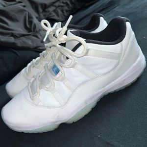 Mens Jordan 11 Low’s
